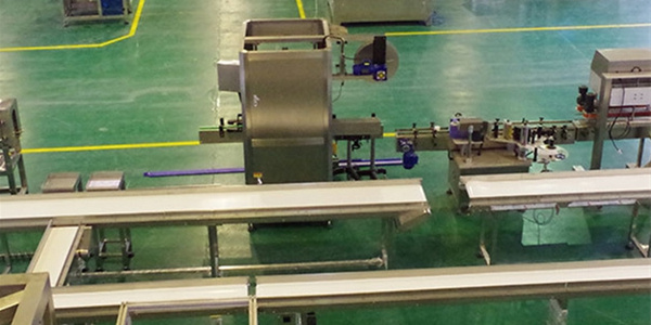 Fully automatic potato chip packaging line